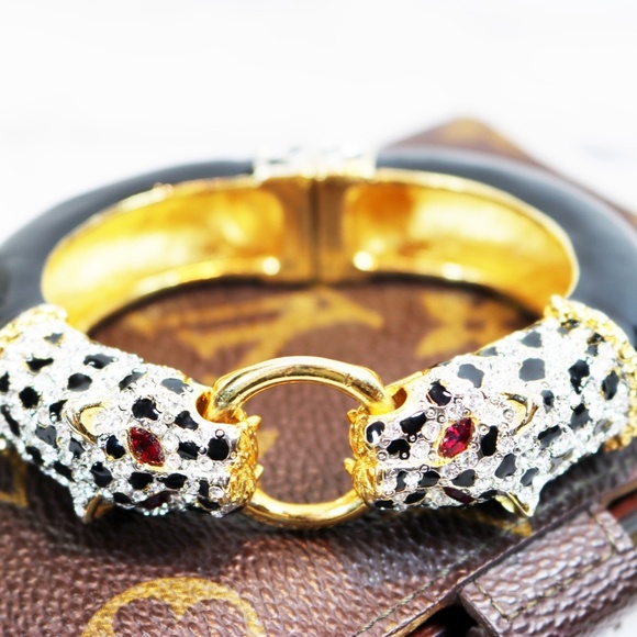 ⚜️ Exquisite Rare Vintage Kenneth Lane Crystal Leopard Bracelet - Picture 13 of 13